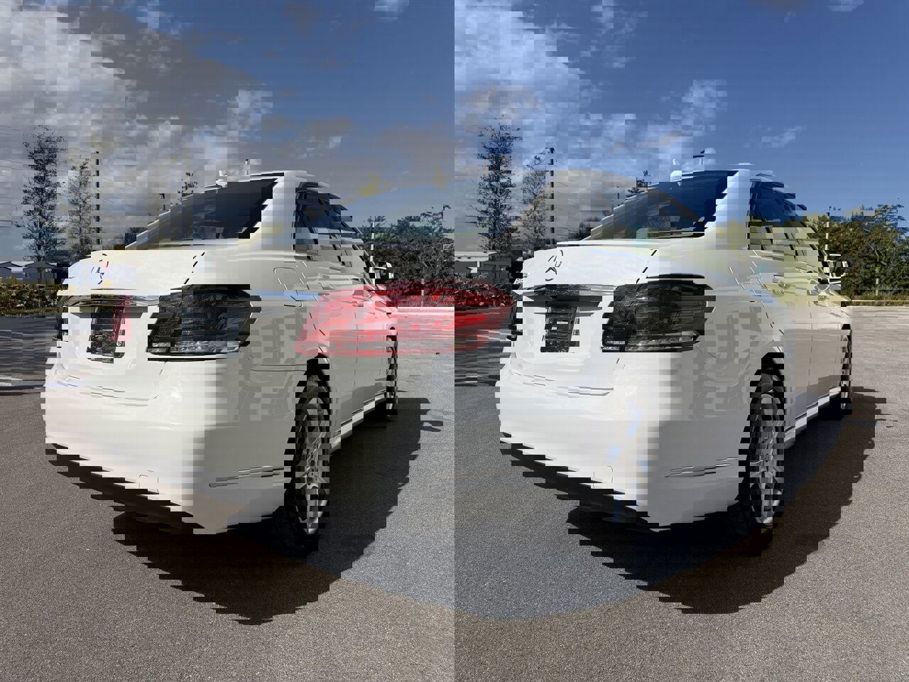 Used 2014 Mercedes-Benz E 350 Sedan w/ Premium 1 Package image 23