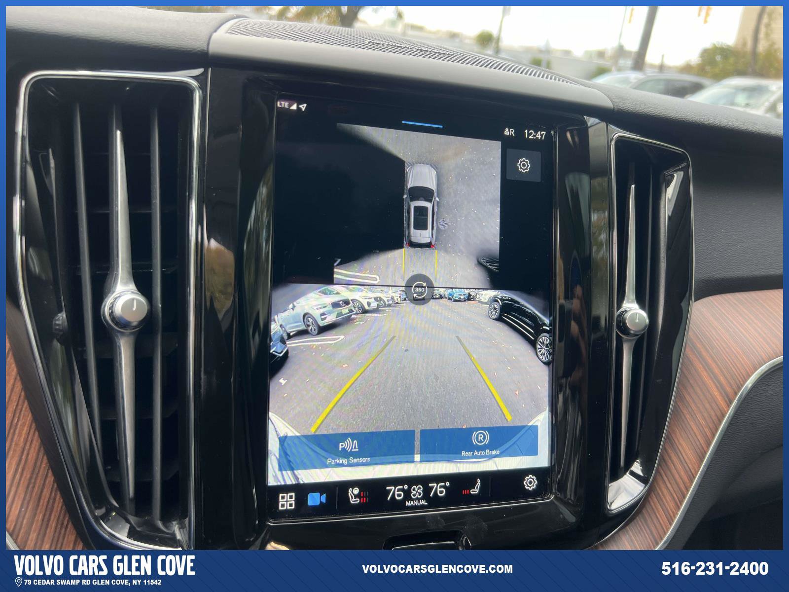 Used 2024 Volvo XC60 T8 Plus w/ Protection Package Premier image 29