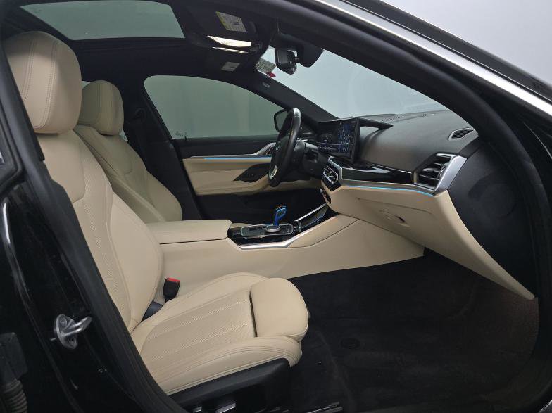 Used 2023 BMW i4 eDrive40 w/ Premium Package RWD image 8