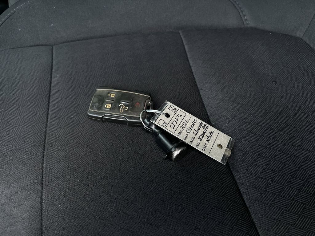 Used 2021 Chevrolet Silverado 2500 W/T w/ WT Convenience Package image 32