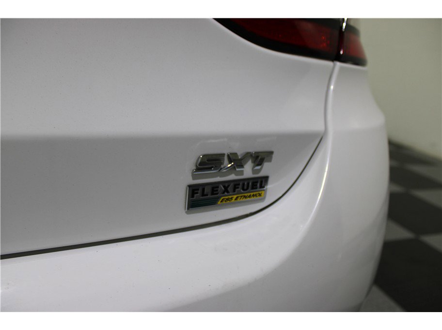 Used 2016 Dodge Dart SXT image 17