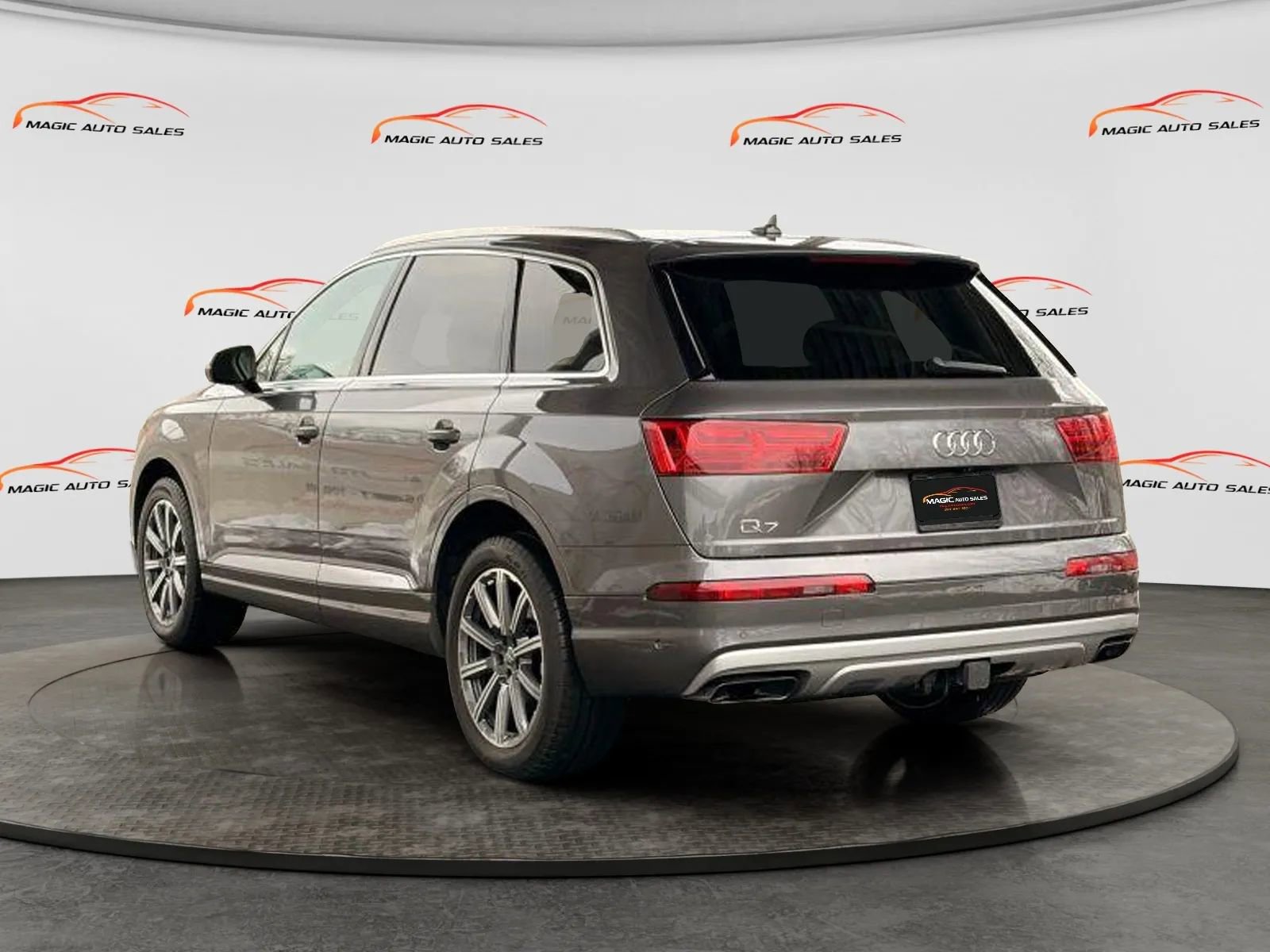 Used 2019 Audi Q7 3.0T Premium Plus w/ Premium Plus Package image 9