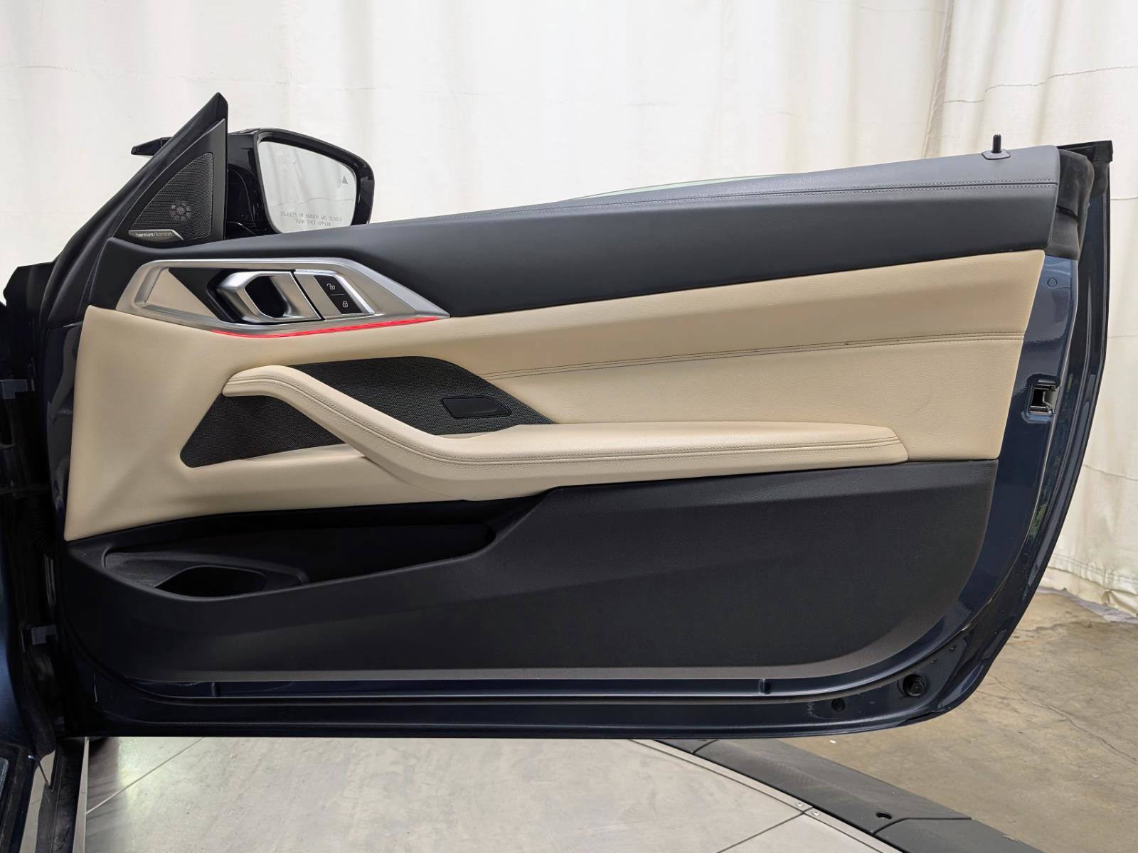 Used 2025 BMW 440i xDrive Convertible w/ Premium Package AWD/4WD image 27