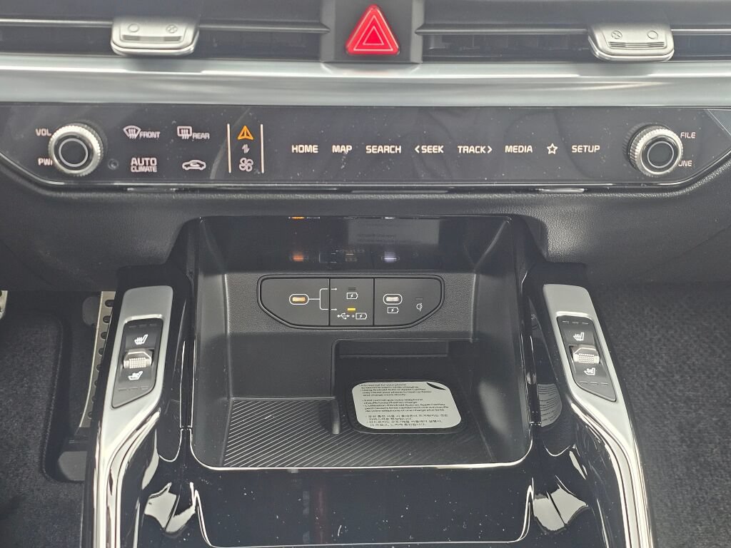 New 2026 Kia Sorento SX Prestige AWD/4WD image 16