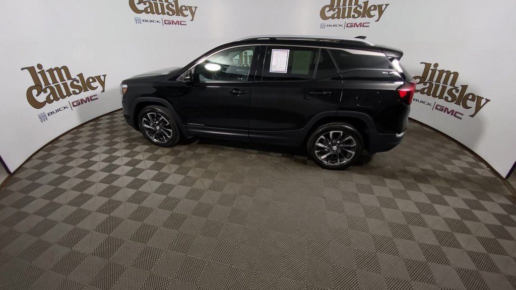 Certified 2023 GMC Terrain SLT AWD/4WD image 5
