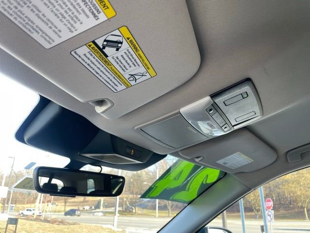 Used 2024 Nissan Pathfinder SL image 27