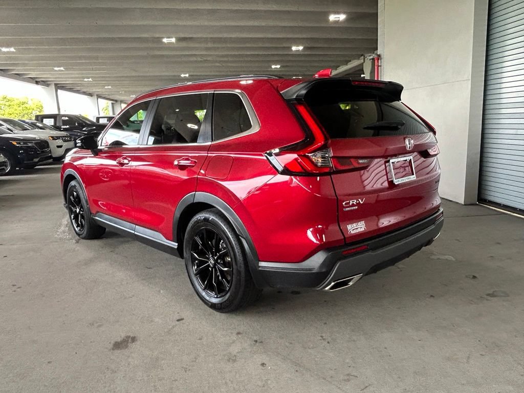 Used 2025 Honda CR-V Sport image 3