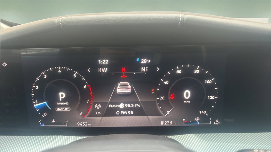 Used 2025 Nissan Murano Platinum w/ Cargo Package image 18