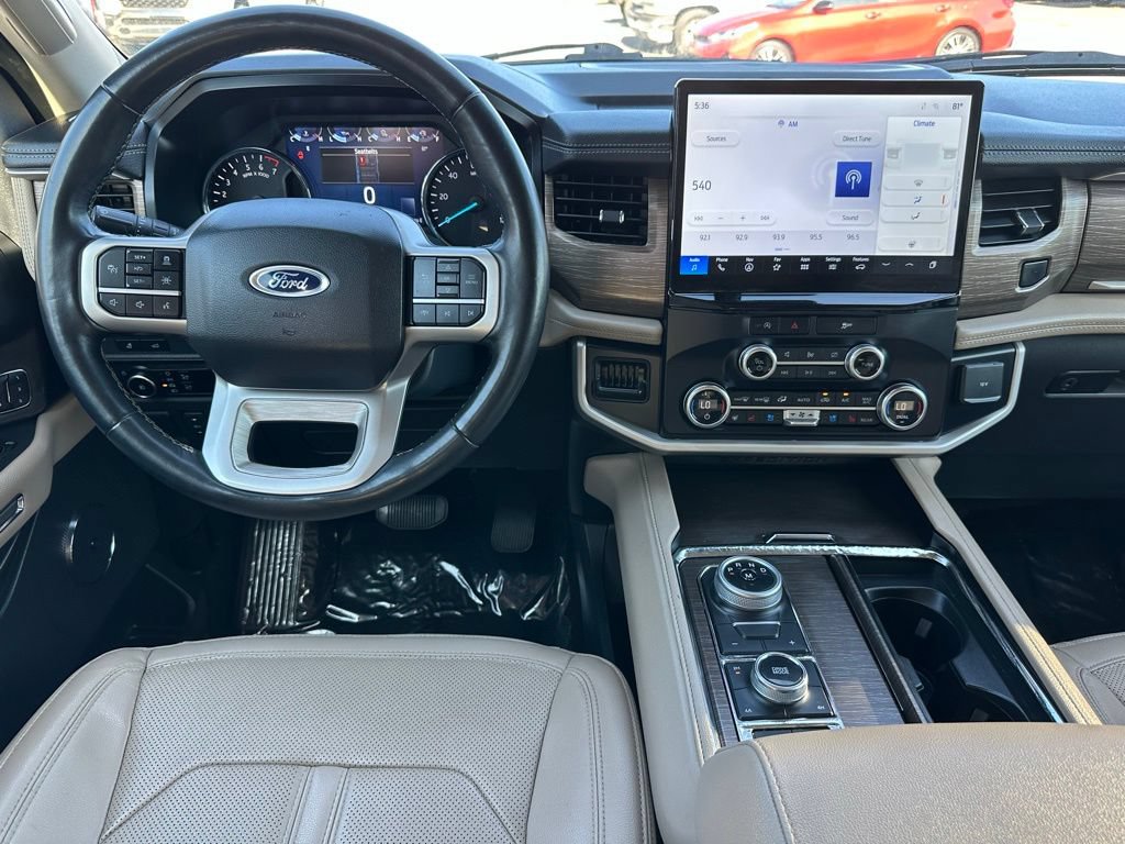 Used 2023 Ford Expedition Limited AWD/4WD image 4