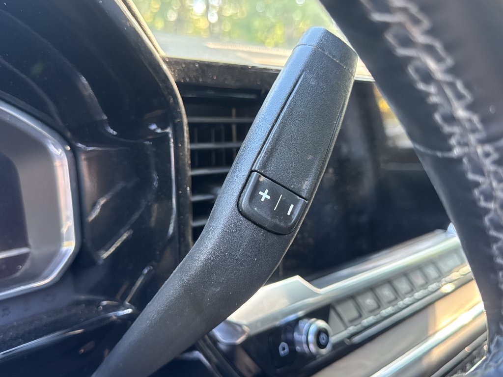 Used 2025 GMC Sierra 1500 SLT AWD/4WD image 14