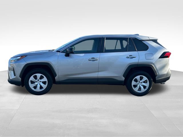 Certified 2024 Toyota RAV4 LE AWD/4WD image 3
