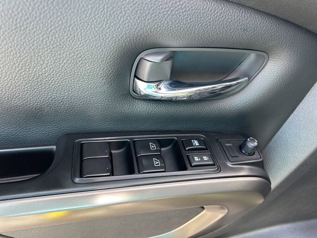 Certified 2024 Nissan Titan SV w/ SV Bronze Edition Package image 20