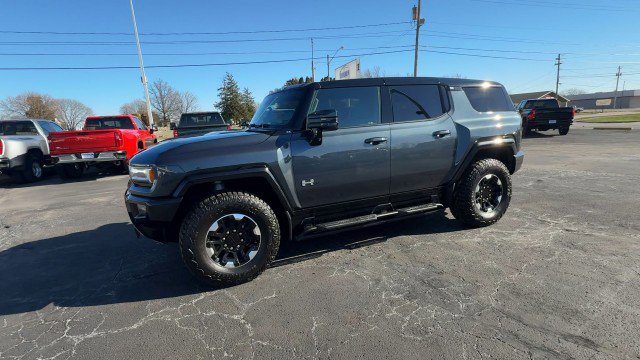 Used 2025 GMC Hummer EV 3X w/ Extreme Off-Road Package image 4