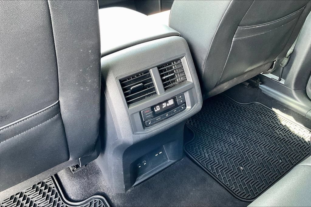 Used 2021 Volkswagen Atlas SEL Premium AWD/4WD image 12