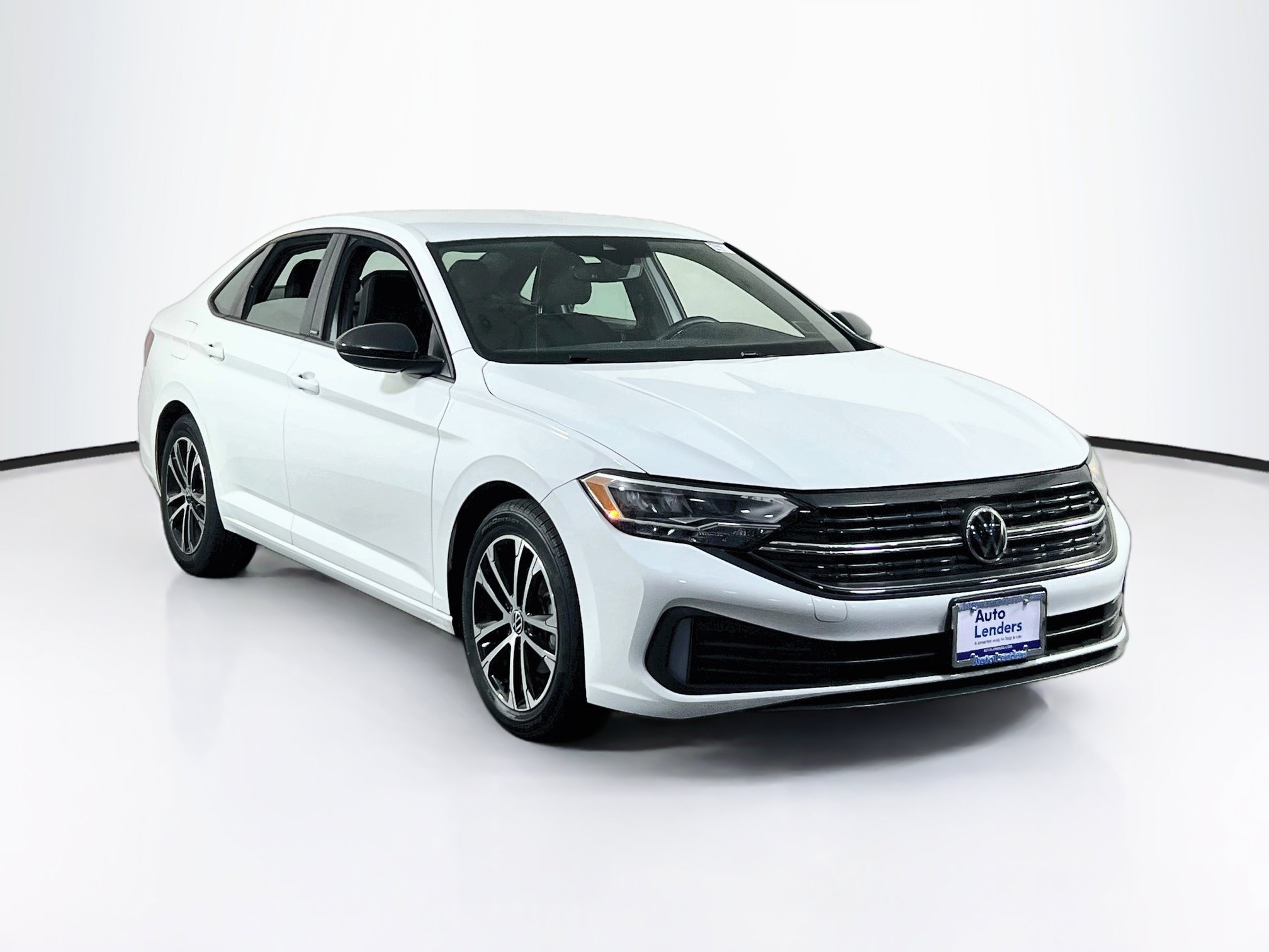 Used 2023 Volkswagen Jetta Sport FWD image 3