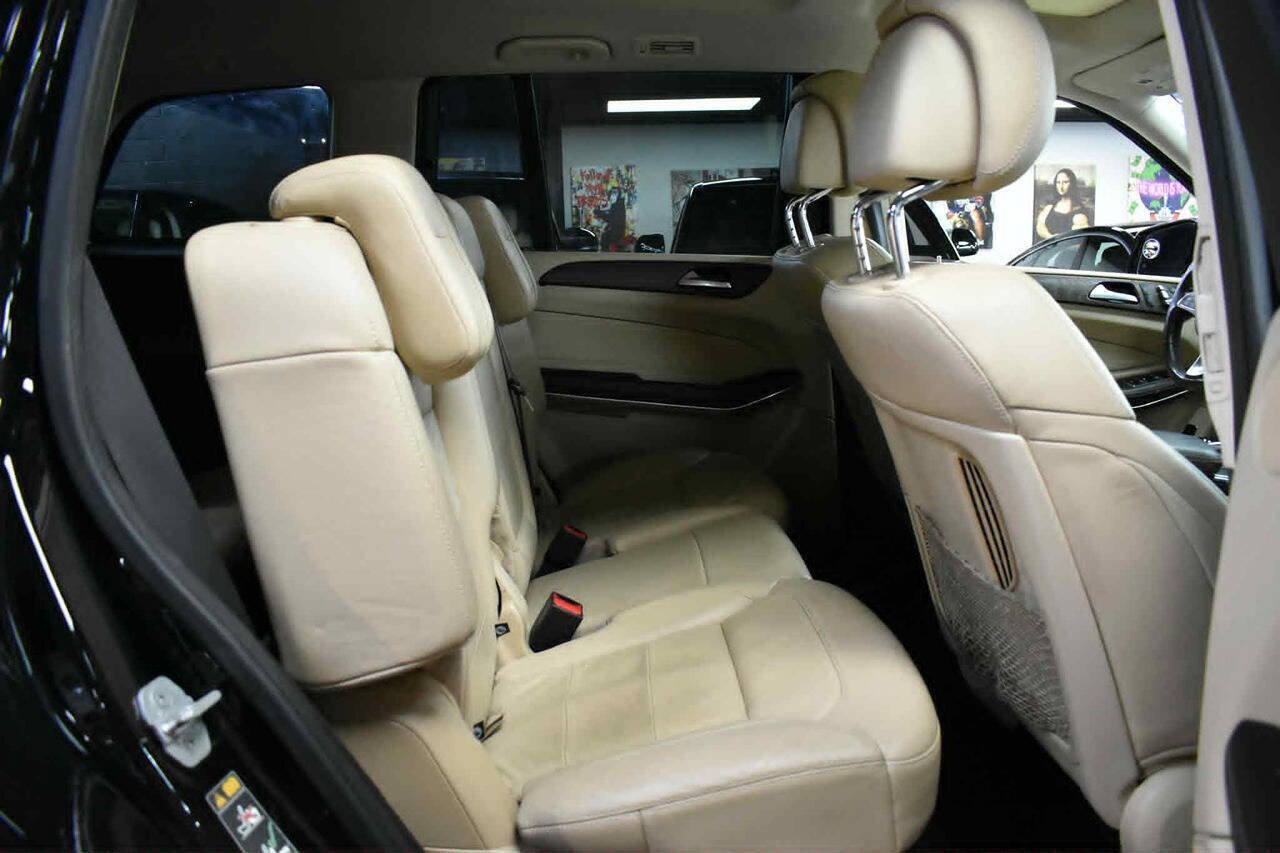 Used 2017 Mercedes-Benz GLS 550 4MATIC image 18