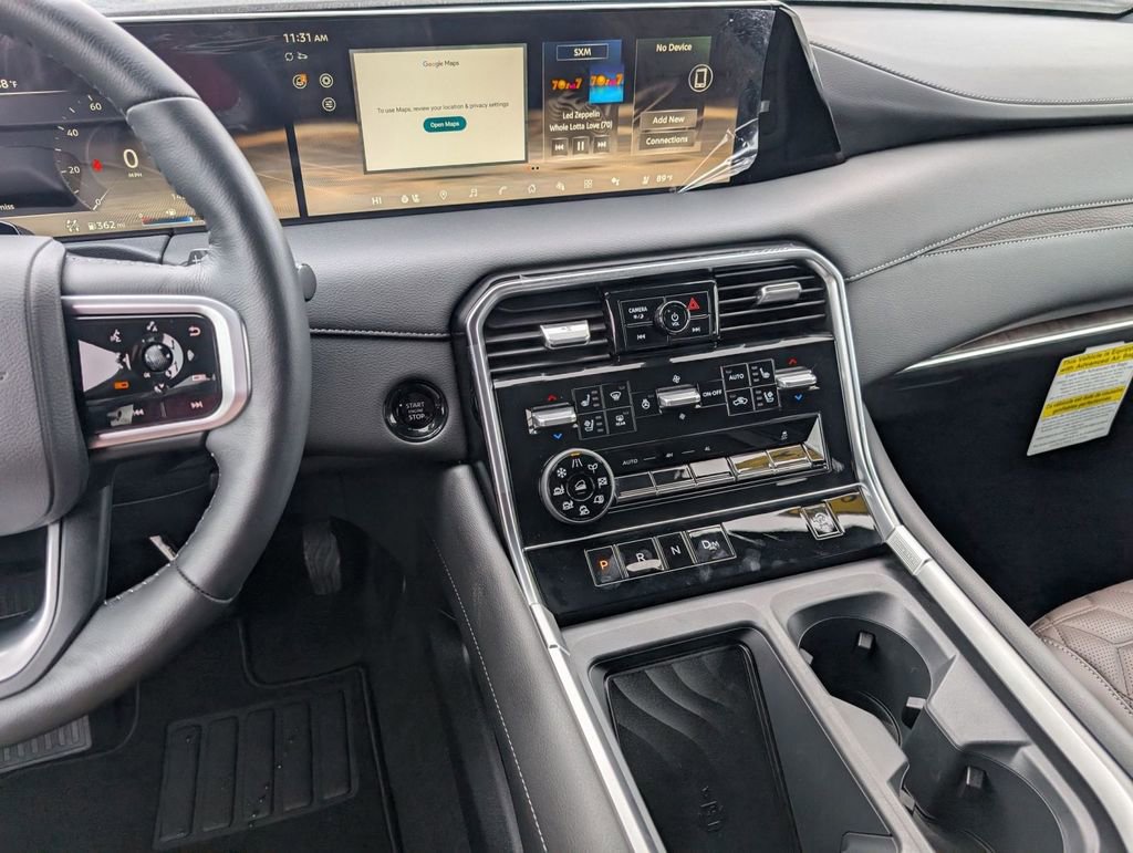 Used 2025 Nissan Armada Platinum image 4