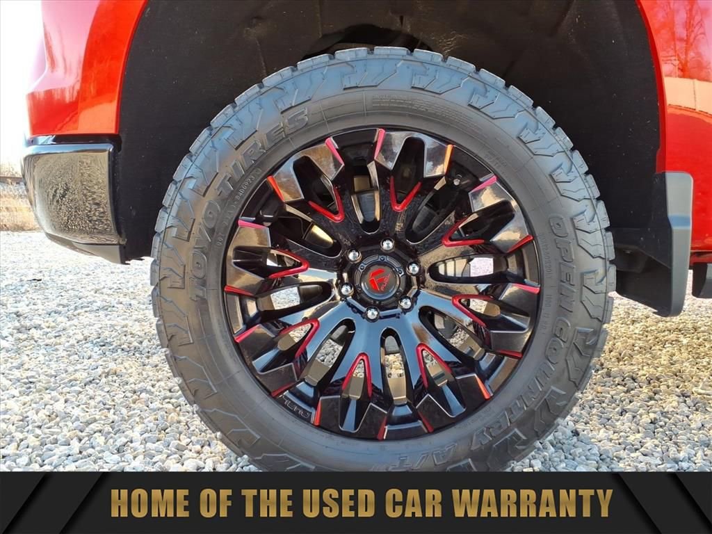 Used 2022 Chevrolet Silverado 1500 LT Trail Boss w/ Convenience Package II image 11