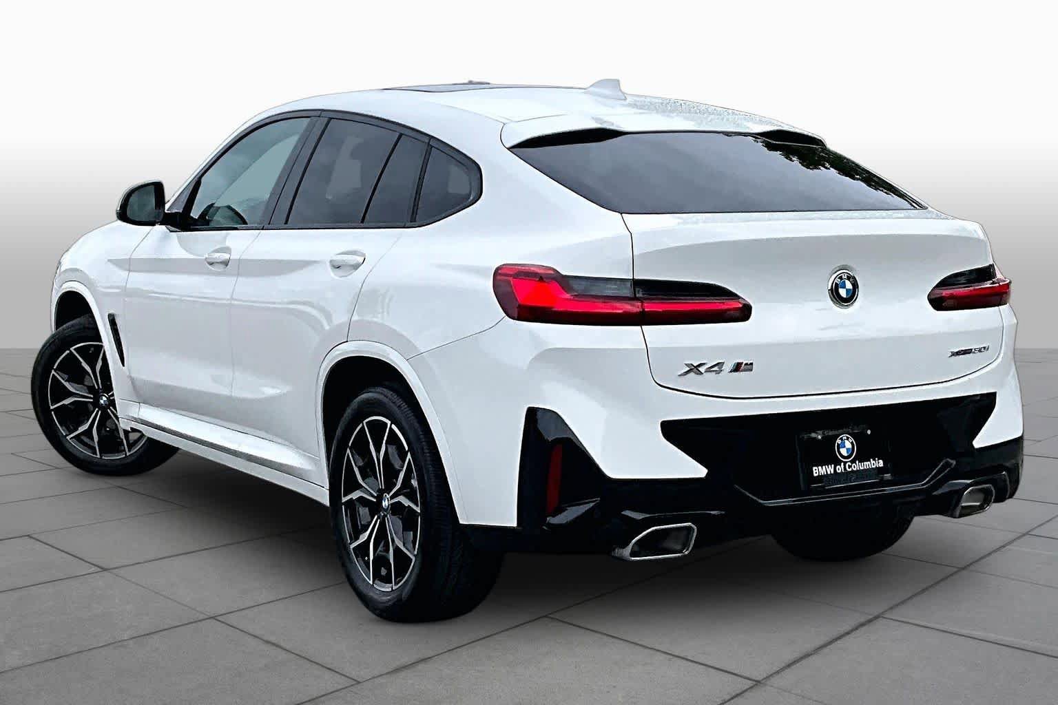 Certified 2025 BMW X4 xDrive30i AWD/4WD image 11