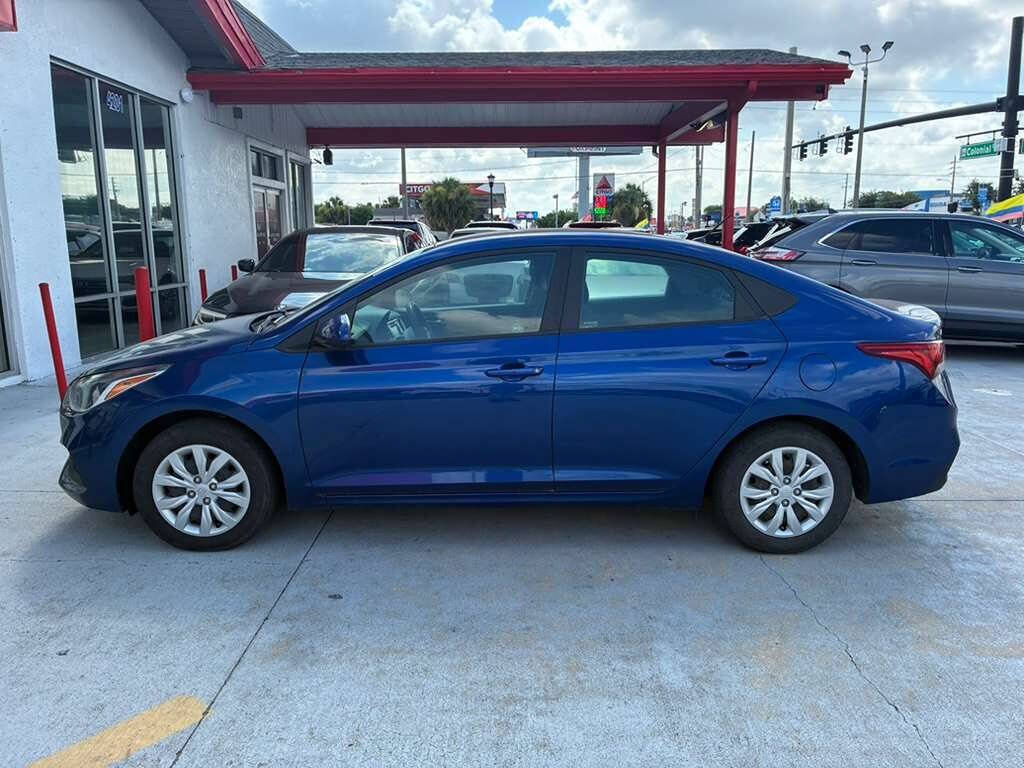 Used 2021 Hyundai Accent SE FWD image 7