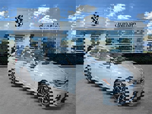 New 2025 Volkswagen Jetta SE