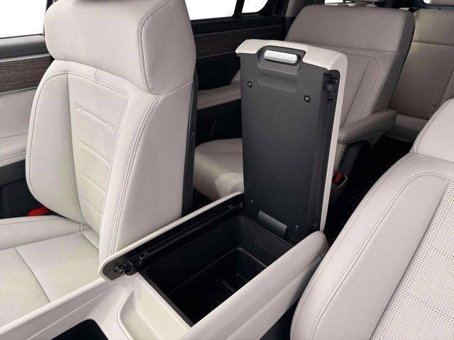 New 2026 Hyundai Santa Fe Limited AWD/4WD image 18
