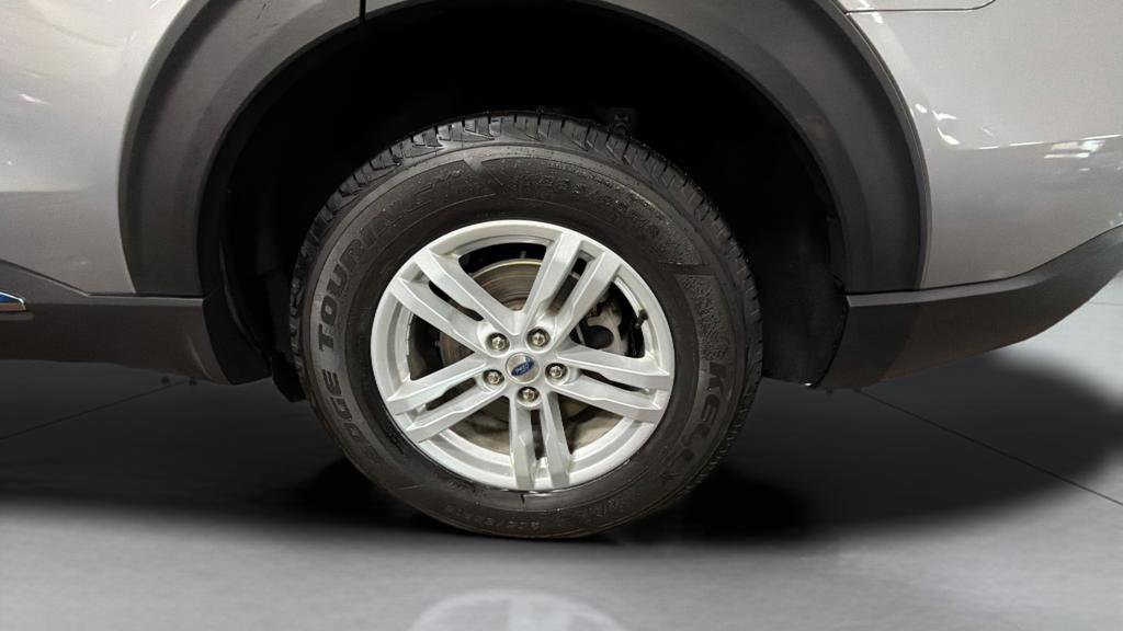 Used 2020 Ford Explorer XLT w/ Equipment Group 202A image 29