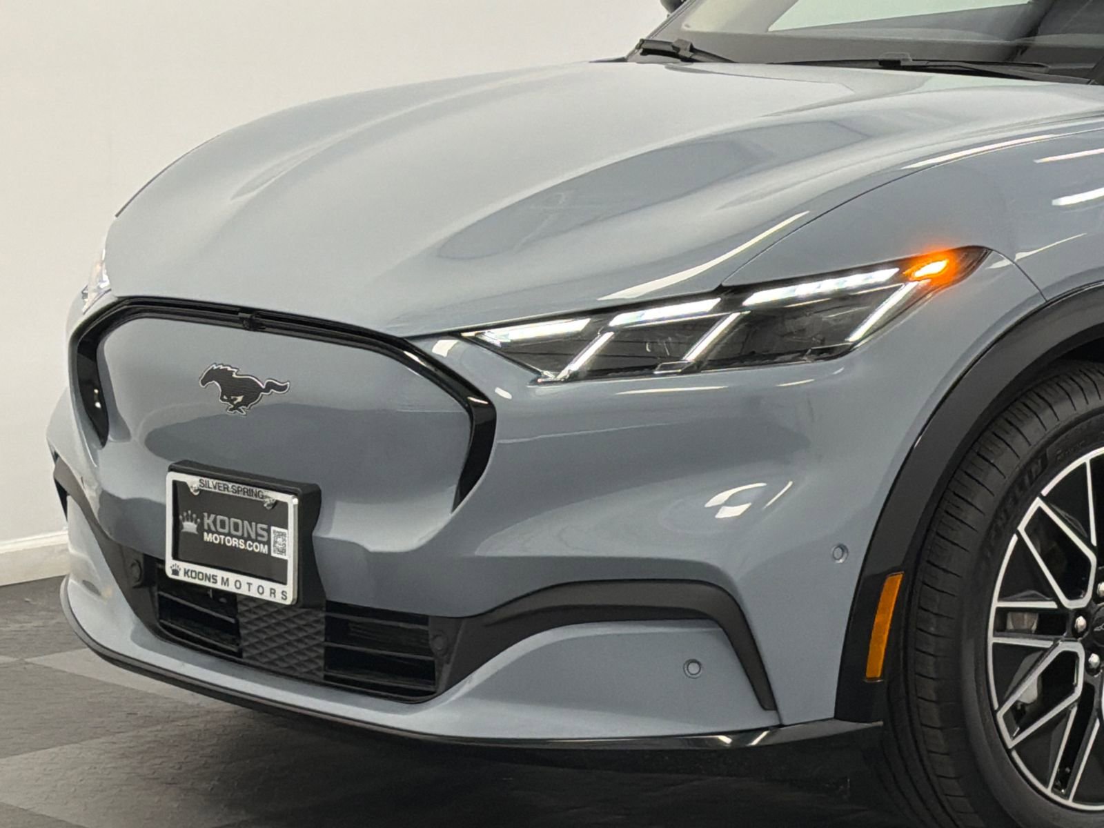 Used 2024 Ford Mustang Mach-E Premium AWD/4WD image 2