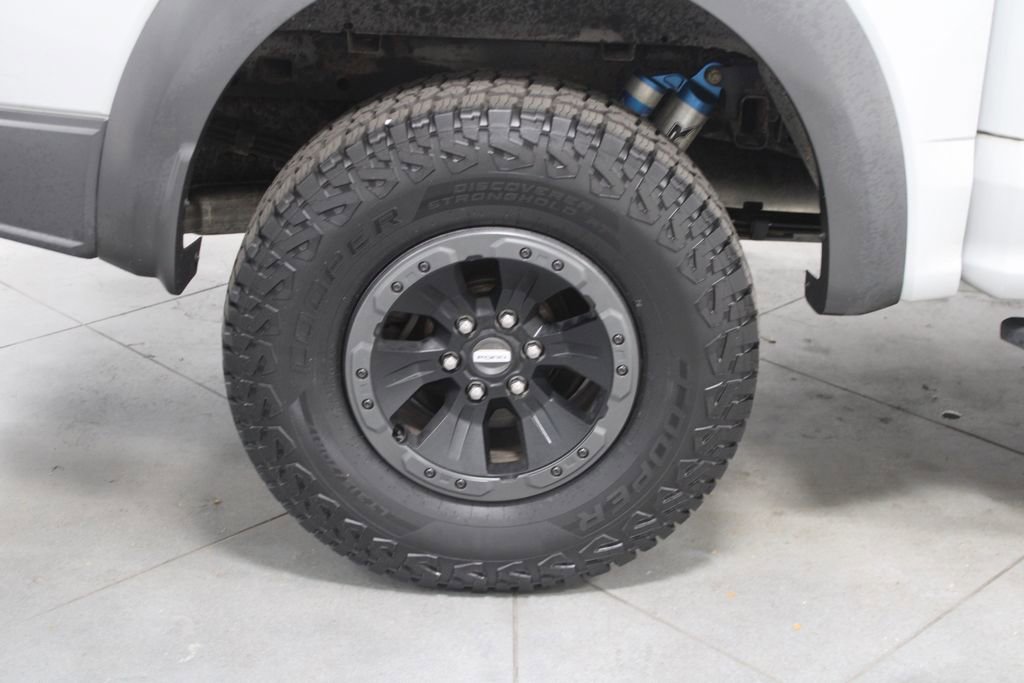 Used 2017 Ford F150 Raptor w/ Equipment Group 802A Luxury image 14