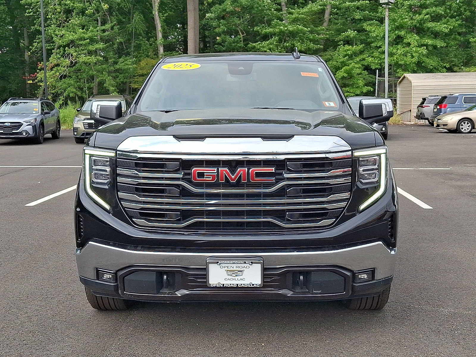 Used 2025 GMC Sierra 1500 SLT AWD/4WD image 2
