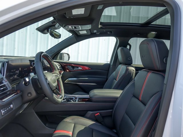 New 2026 Chevrolet Traverse RS w/ LPO, Floor Liner Package image 17