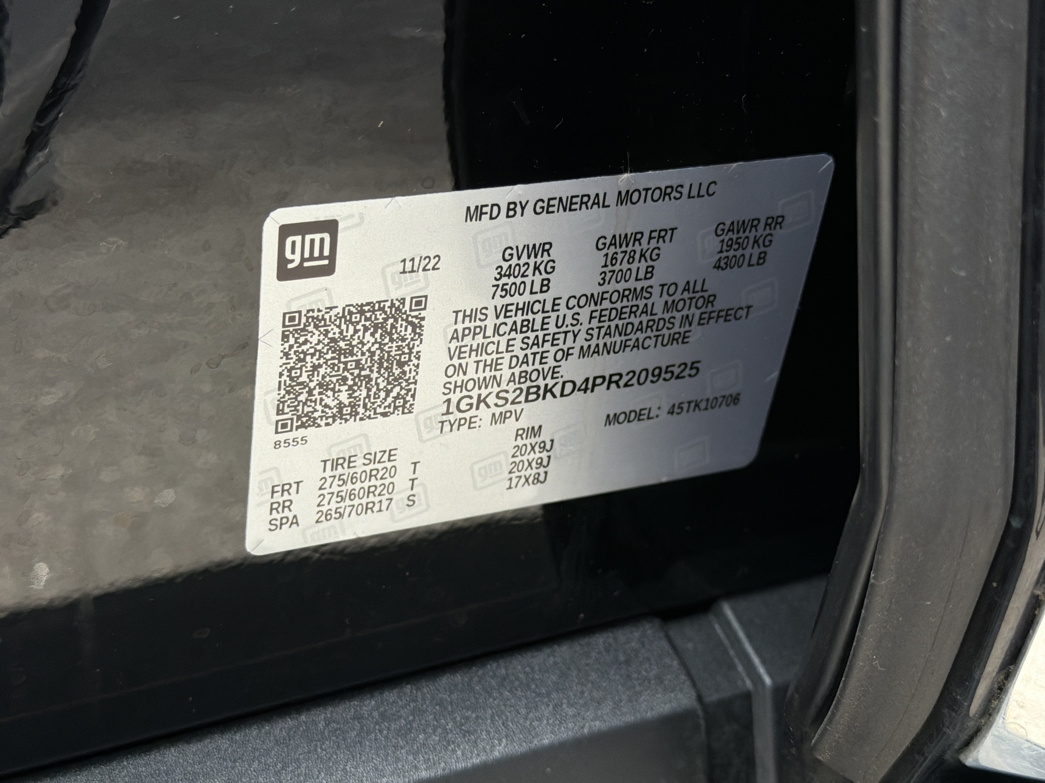 Used 2023 GMC Yukon SLT w/ SLT Luxury Package AWD/4WD image 37