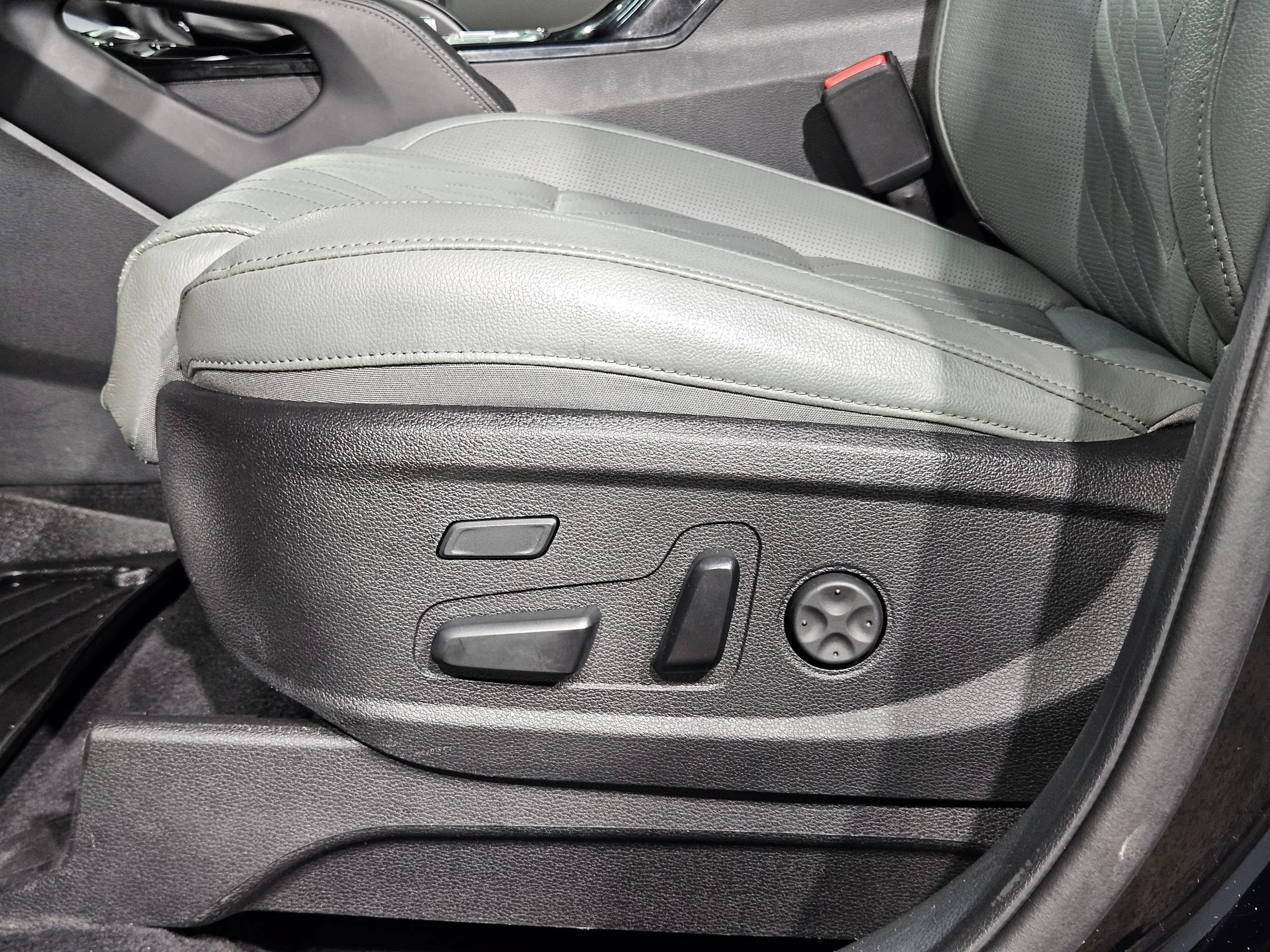 Used 2023 Kia Telluride SX X-Line AWD/4WD image 24