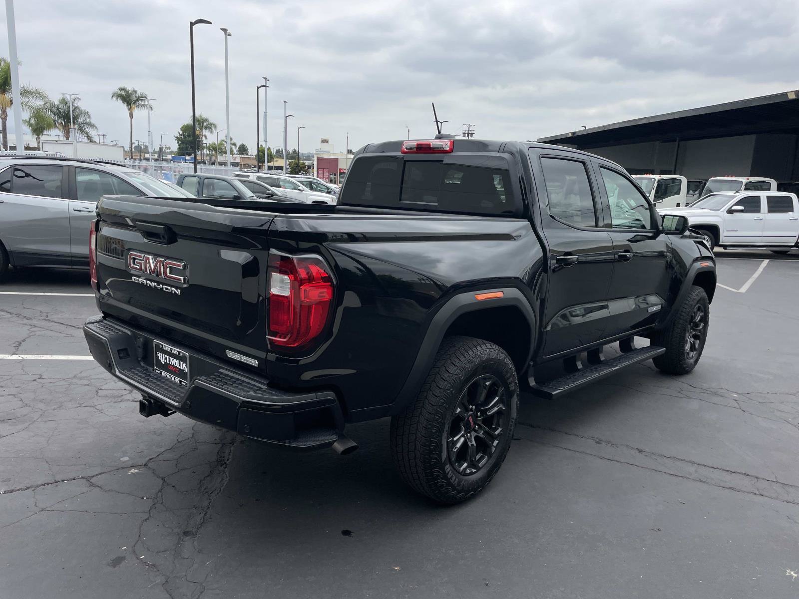 Used 2025 GMC Canyon Elevation w/ Convenience Package RWD image 5