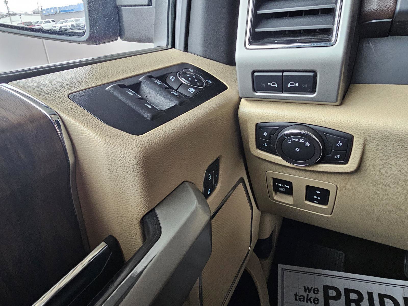 Used 2018 Ford F150 Lariat w/ Equipment Group 502A Luxury image 24