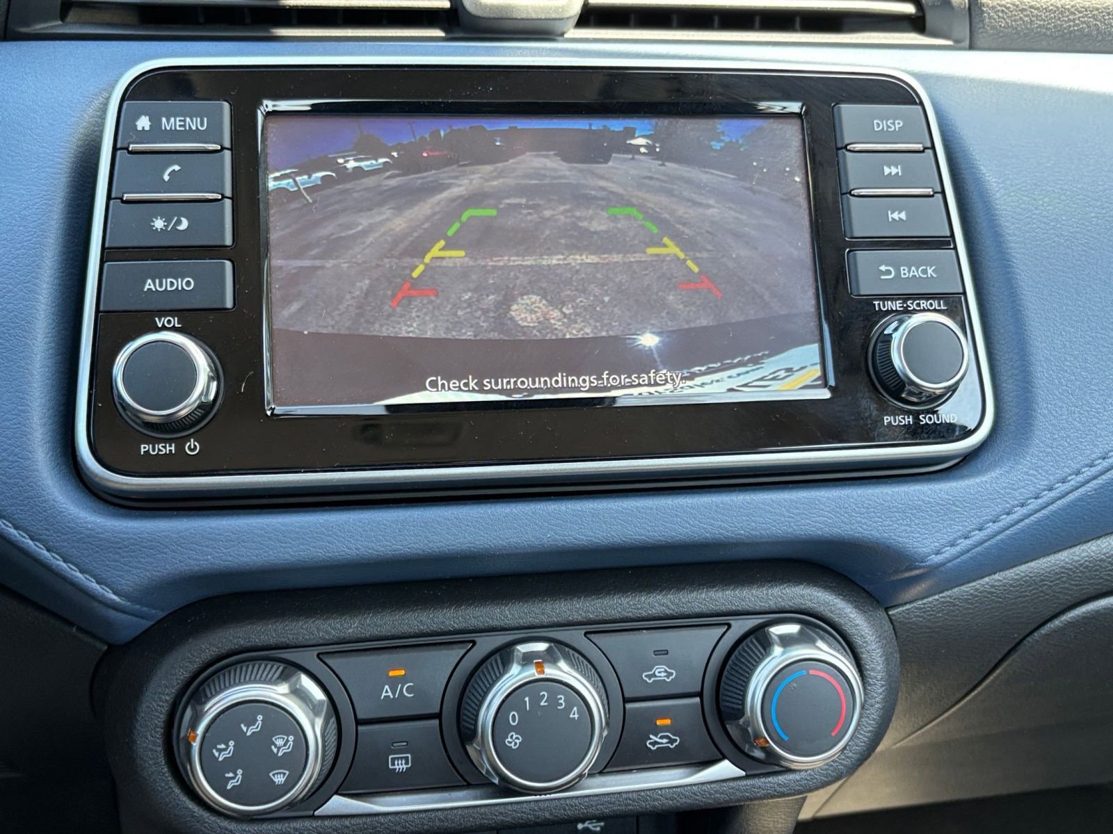 Used 2025 Nissan Versa SV FWD image 24