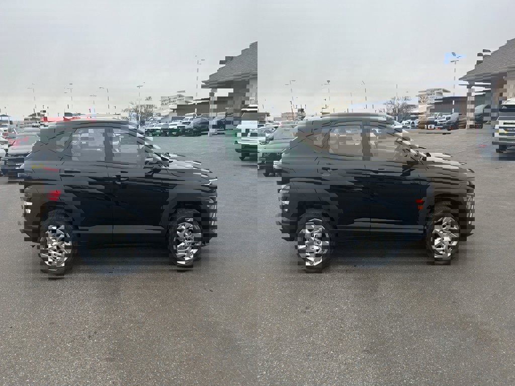 New 2026 Hyundai Kona SE image 24