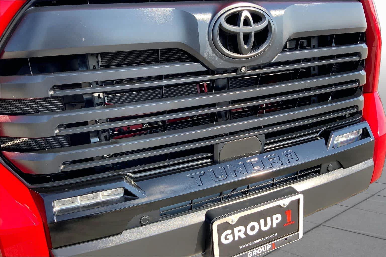 Used 2026 Toyota Tundra Limited AWD/4WD image 29