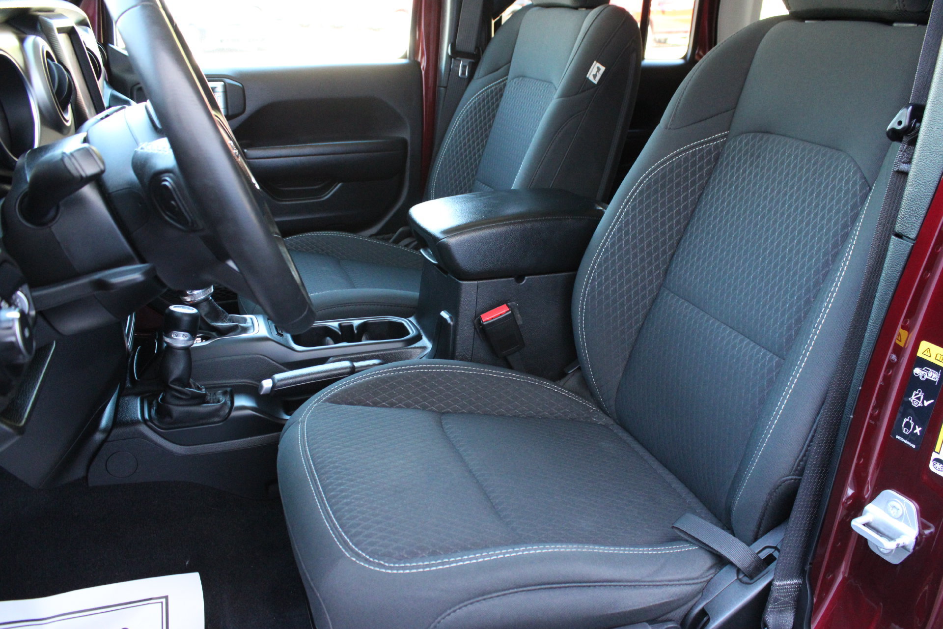 Used 2021 Jeep Wrangler Unlimited Sport AWD/4WD image 15