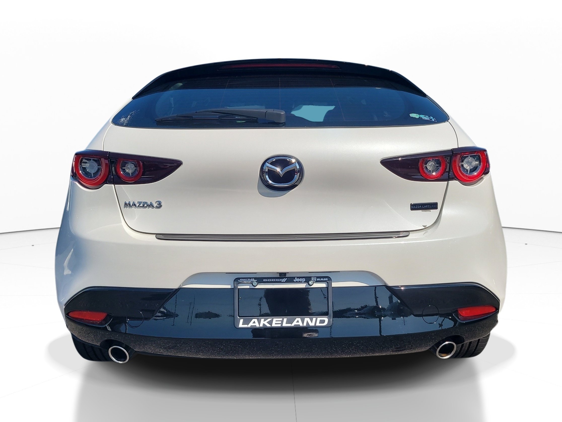 Used 2026 MAZDA MAZDA3 2.5 S Hatchback w/ Premium Pkg FWD image 5