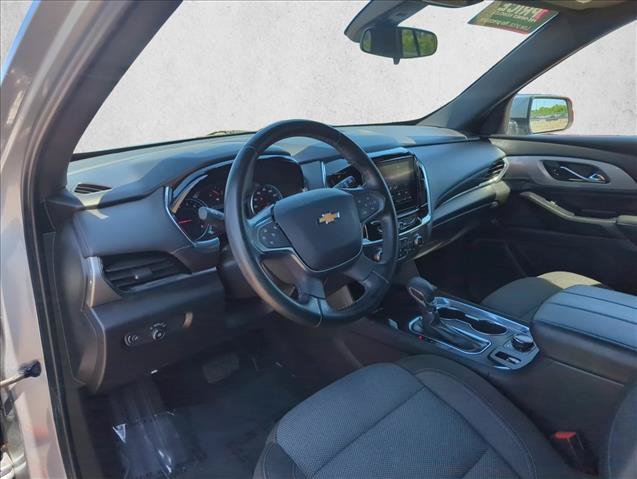 Used 2023 Chevrolet Traverse LT FWD image 10