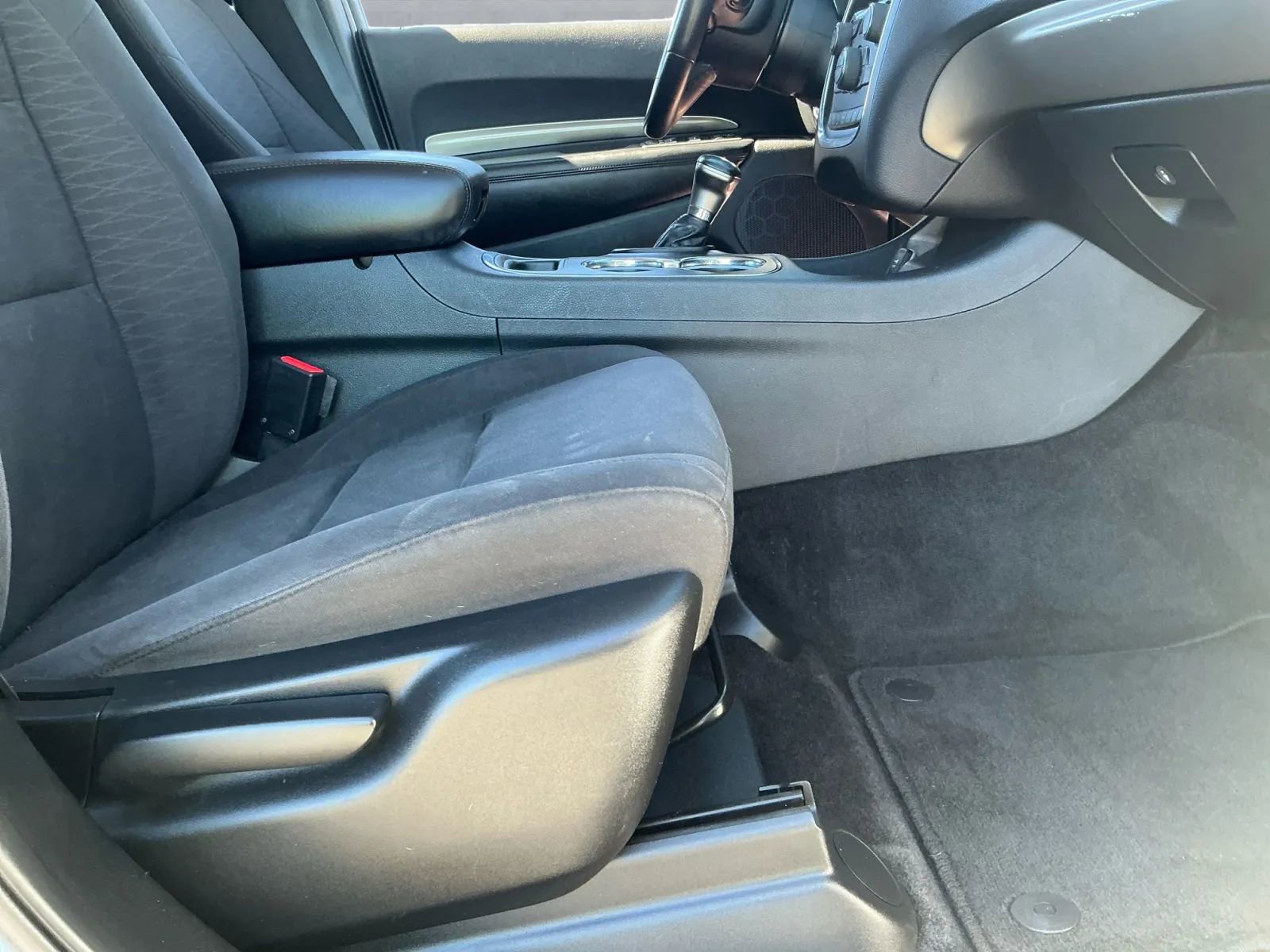 Used 2018 Dodge Durango SXT w/ Quick Order Package 2BB image 20