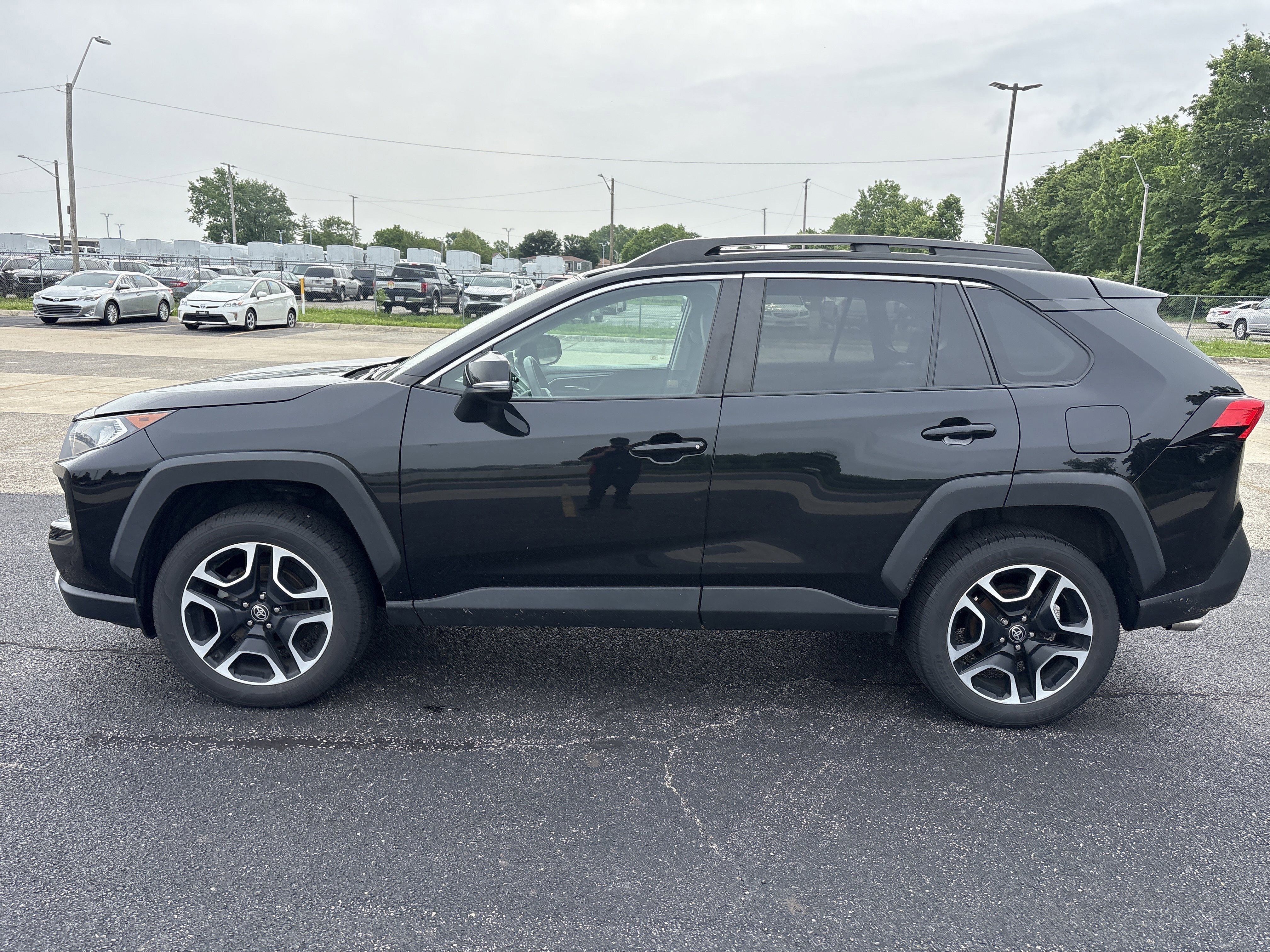 Used 2021 Toyota RAV4 Adventure AWD/4WD image 2