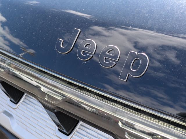 New 2026 Jeep Grand Wagoneer 4WD image 33