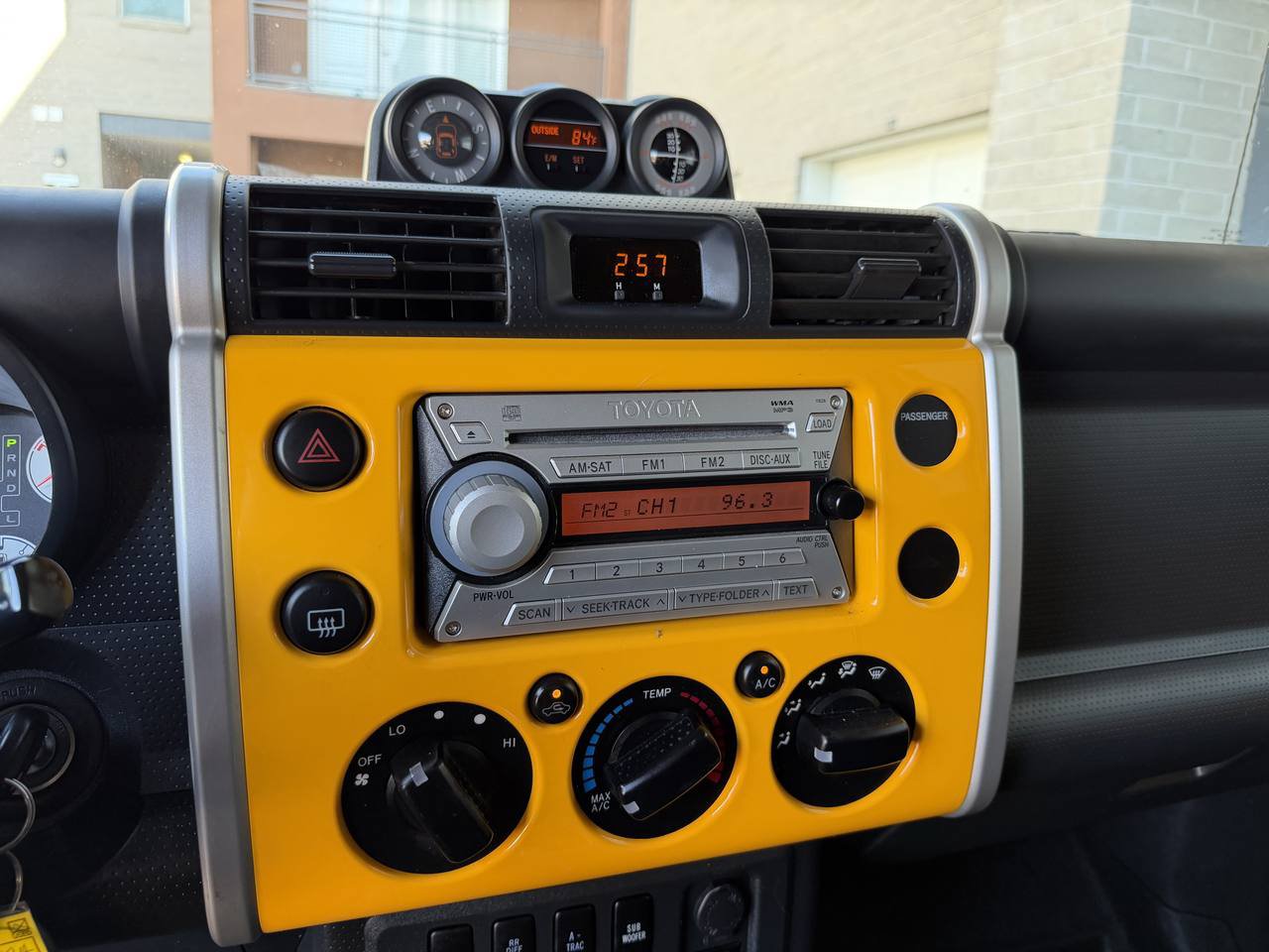 Used 2009 Toyota FJ Cruiser 4WD w/ Upgrade Pkg 2 image 23