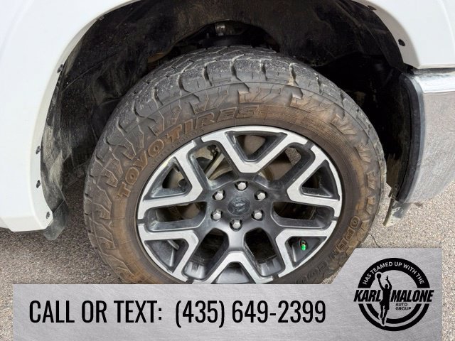 Used 2025 RAM 1500 Laramie AWD/4WD image 10
