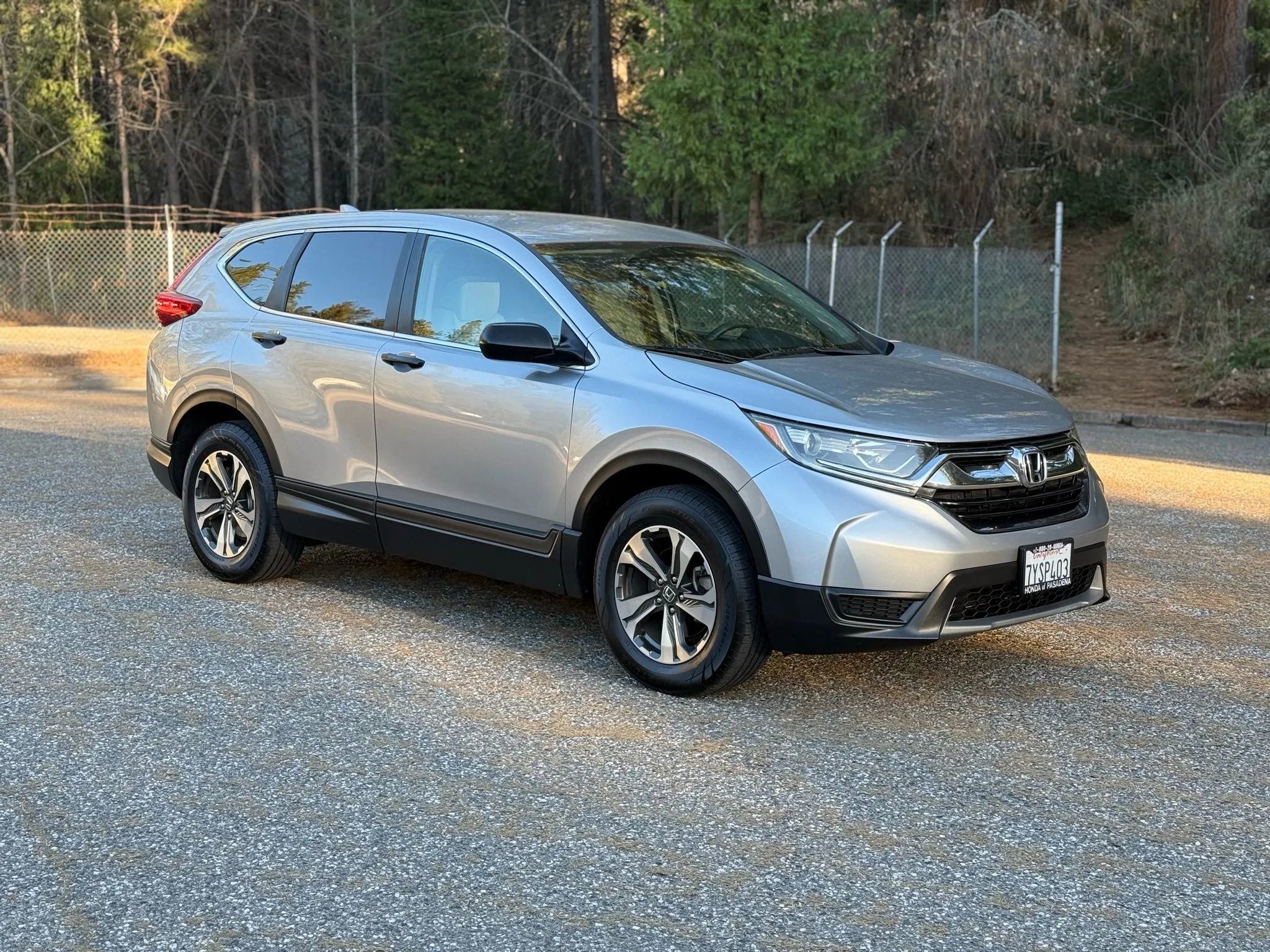 Used 2017 Honda CR-V LX image 4