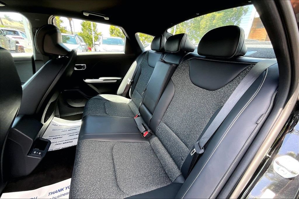 Certified 2025 Kia K4 GT-Line w/ GT-Line Sunroof Package FWD image 15