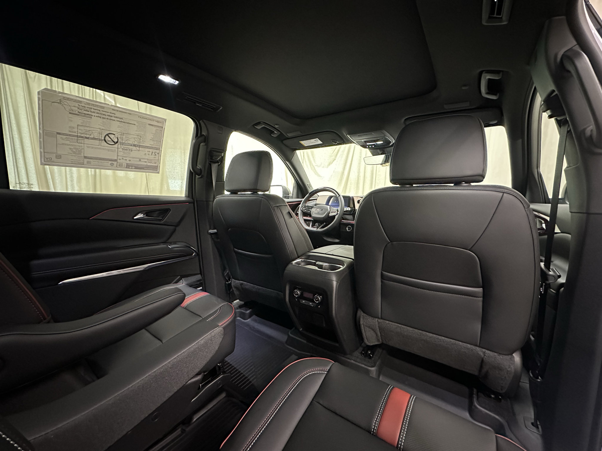 New 2027 Chevrolet Traverse RS w/ LPO, Floor Liner Package AWD/4WD image 19