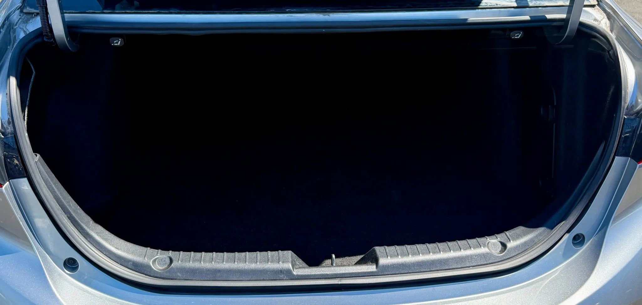 Used 2015 MAZDA MAZDA3 i Touring image 7